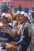 Naxi girls in elegant dress